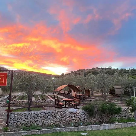 Pantalica Ranch Agriturismo Siciliano Çiftlik konaklama *